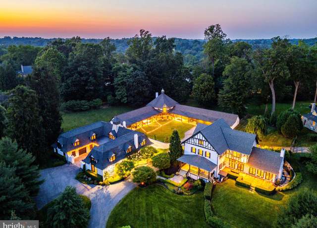 Property at 35 Harrison Dr, Newtown Square, PA 19073, 7 beds, 6.5 baths