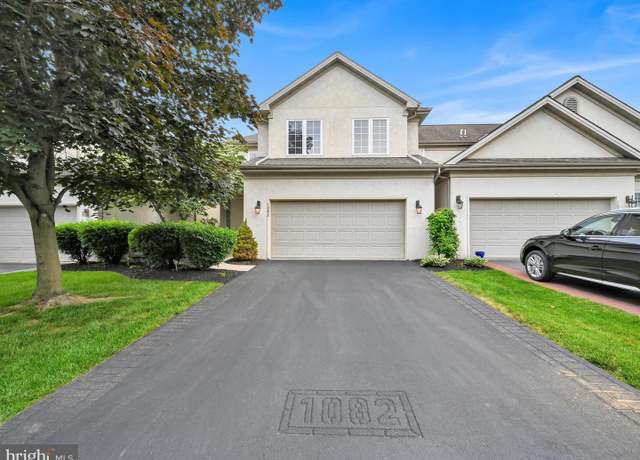 Property at 1082 Stillwood Cir, Lititz, PA 17543, 3 beds, 2.5 baths