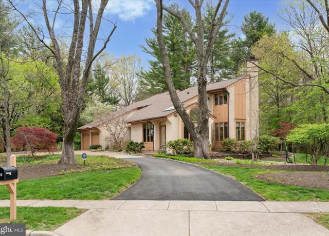 Property at 215 Old Church Rd, North Wales, PA 19454, 4 beds, 3.5 baths