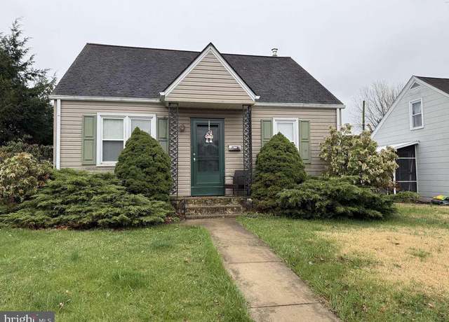Property at 890 N Warren St, Pottstown, PA 19464, 3 beds, 1 bath