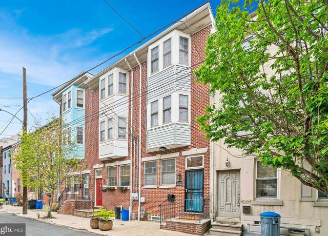 Property at 1029 S Randolph St, Philadelphia, PA 19147, 3 beds, 2.5 baths