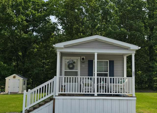 Property at 37 Meadowview Dr, New Bloomfield, PA 17068, 3 beds, 2 baths