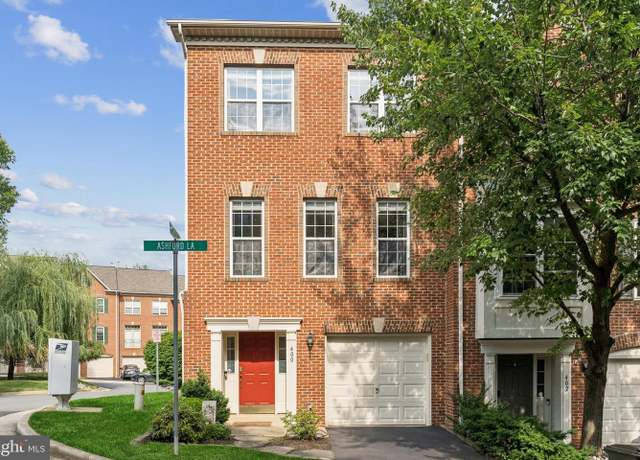 Property at 400 Ashford Ln, Alexandria, VA 22304, 3 beds, 2.5 baths