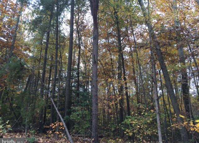 Property at 214 Norfolk Dr, Ruther Glen, VA 22546