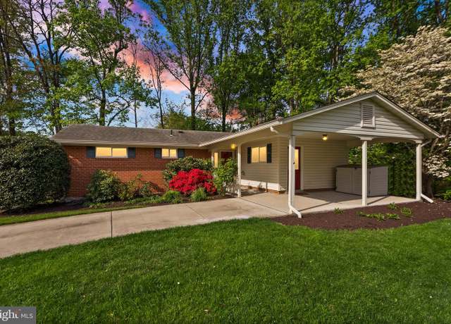 Property at 5202 Faraday Ct, Fairfax, VA 22032, 4 beds, 3 baths