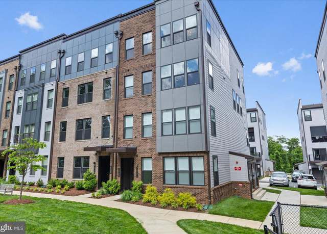 Property at 12132 Loblolly Dr #31, Fairfax, VA 22033, 3 beds, 2.5 baths