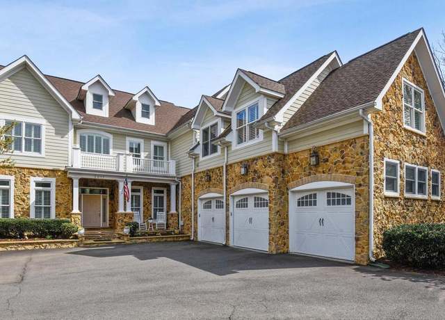 Property at 2017 Woodford Rd, Vienna, VA 22182, 5 beds, 5.5 baths