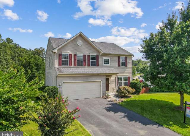 Property at 2644 Myrtlewood Dr, Dumfries, VA 22026, 4 beds, 3.5 baths