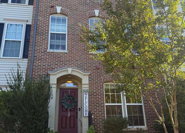 Property at 109 Almond Dr, Stafford, VA 22554, 3 beds, 2.5 baths