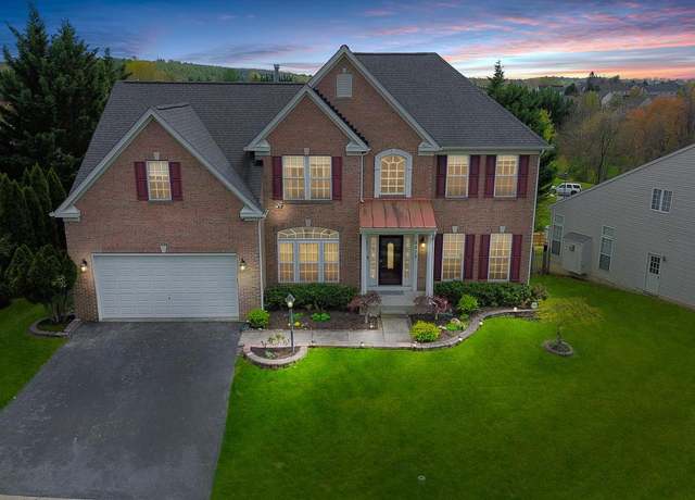 Property at 6420 Barrington Dr, Frederick, MD 21701, 4 beds, 3.5 baths