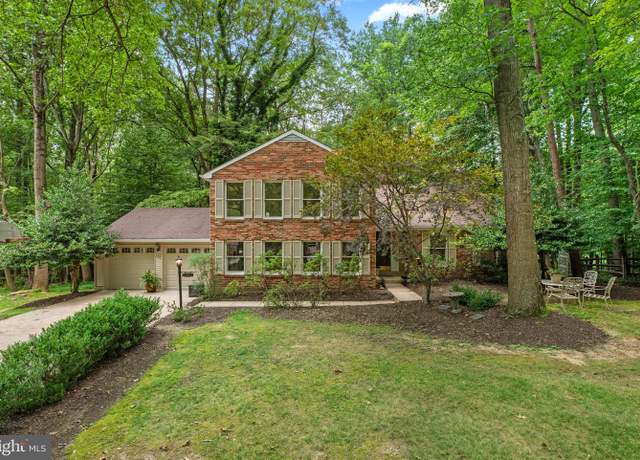 Property at 4028 Wildwood Way, Ellicott City, MD 21042, 4 beds, 2 baths