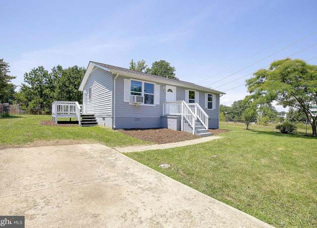 Property at 22215 Erickson Ct, Lexington Park, MD 20653, 2 beds, 1 bath