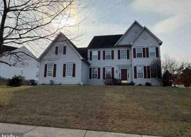 Property at 130 Bridle Path Ln, Coatesville, PA 19320, 4 beds, 2.5 baths