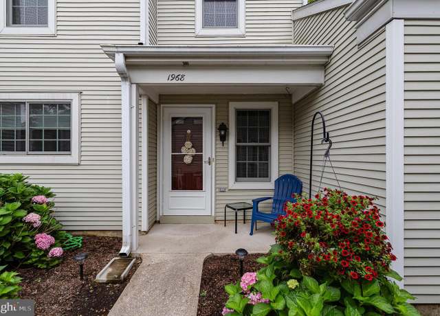 Property at 1968 Wexford Rd, Palmyra, PA 17078, 2 beds, 1.5 baths
