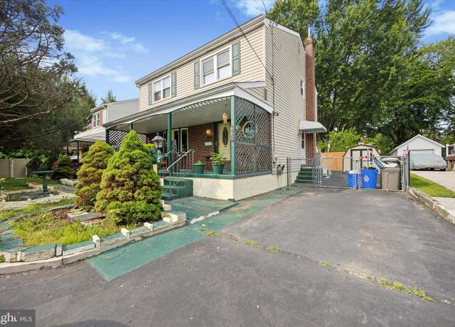 Property at 662 S Oak Ave, Secane, PA 19018, 3 beds, 1.5 baths