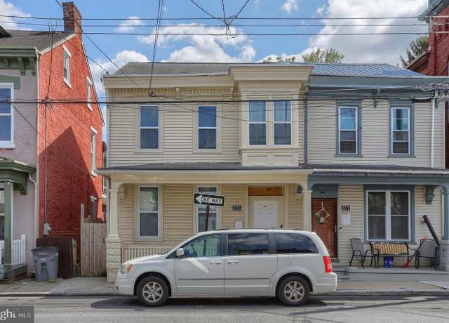 Property at 552 Weidman St, Lebanon, PA 17046, 3 beds, 1.5 baths