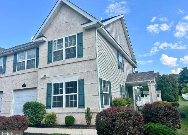 Property at 646 Elm St, Royersford, PA 19468, 3 beds, 2.5 baths