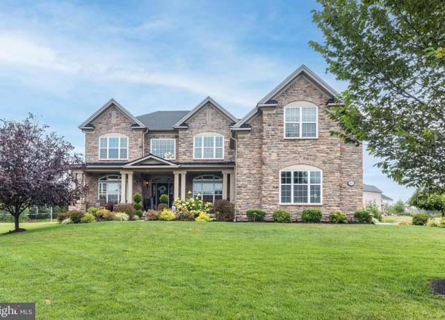 Property at 503 Grayson Ln, Harleysville, PA 19438, 4 beds, 3.5 baths