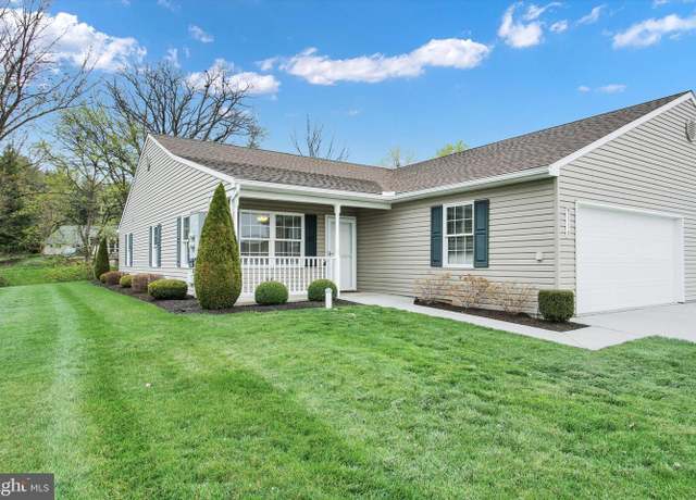 Property at 1318 Pleasant View Dr #70, Spring Grove, PA 17362, 2 beds, 2 baths