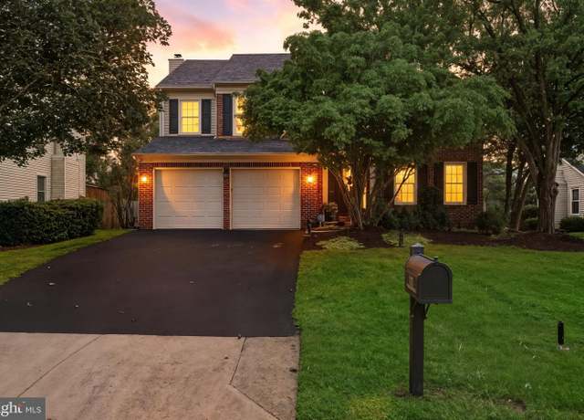 Property at 9605 Linden Wood Rd, Manassas, VA 20111, 4 beds, 3.5 baths