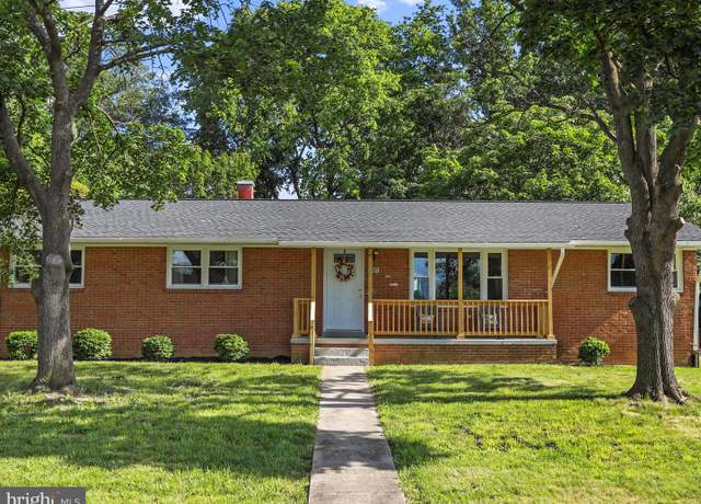 Property at 408 W 12th St, Front Royal, VA 22630, 4 beds, 3 baths