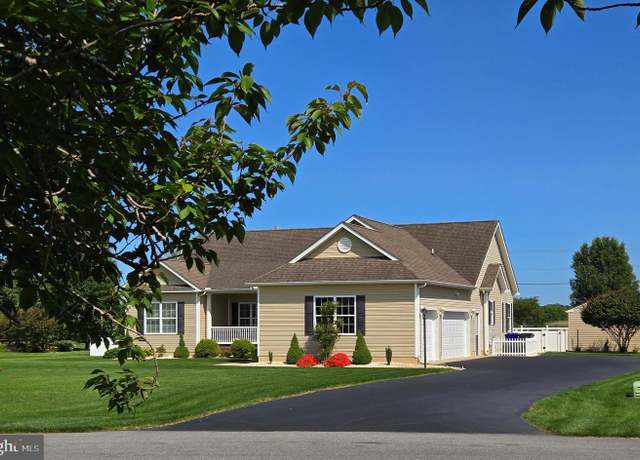 Property at 16537 Sweetwater Dr, Milton, DE 19968, 3 beds, 2 baths