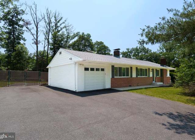 Property at 10699 Harding Rd, Laurel, MD 20723, 3 beds, 3.5 baths