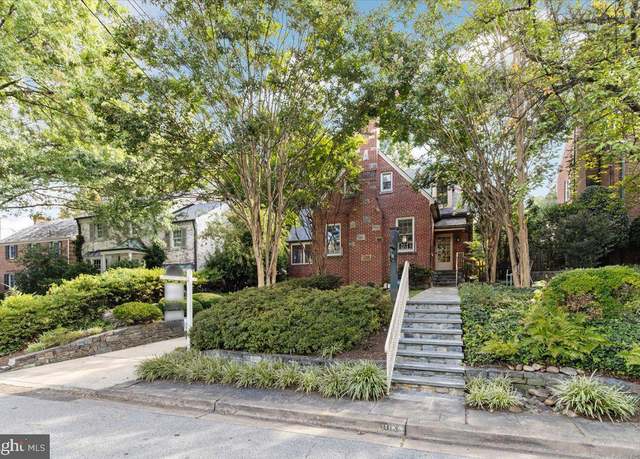 Property at 5013 Worthington Dr, Bethesda, MD 20816, 3 beds, 2.5 baths