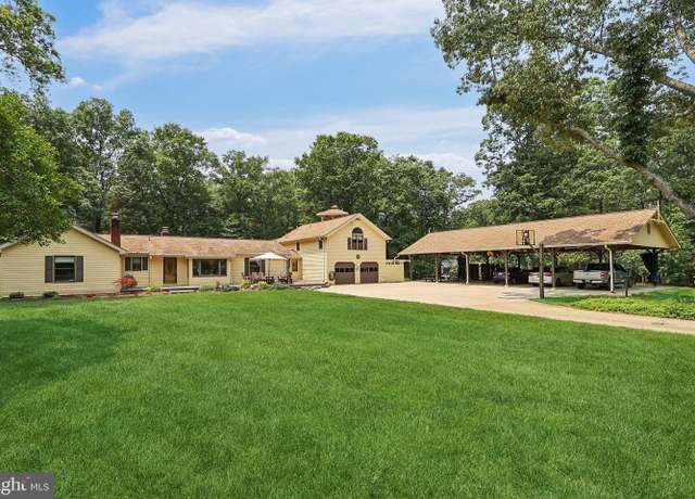 Property at 1304 Bryan Point Rd, Accokeek, MD 20607, 5 beds, 4 baths