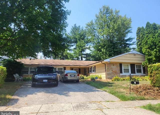Property at 4 Edgemont Ln, Willingboro, NJ 08046, 4 beds, 3 baths