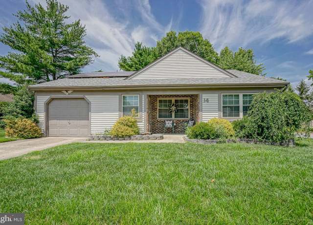 Property at 14 Marigold Ct, Mount Laurel, NJ 08054, 2 beds, 2 baths
