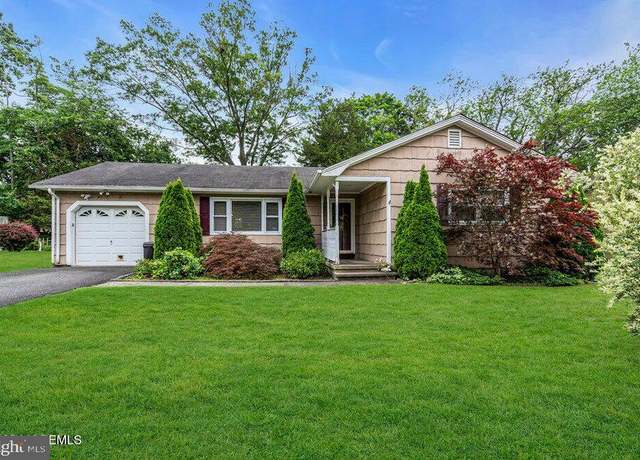 Property at 841 Raleigh Dr, Toms River, NJ 08753, 3 beds, 1 bath