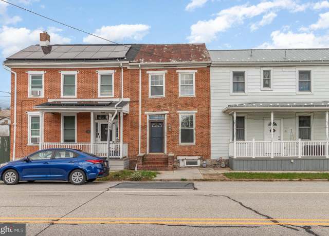 Property at 60 W Main St, New Kingstown, PA 17072, 3 beds, 1.5 baths
