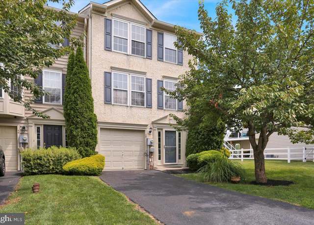 Property at 48 Dare Ln, Pottstown, PA 19465, 3 beds, 1.5 baths