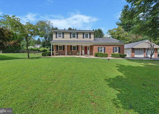 Property at 1559 Washington Ln, West Chester, PA 19382, 4 beds, 2.5 baths