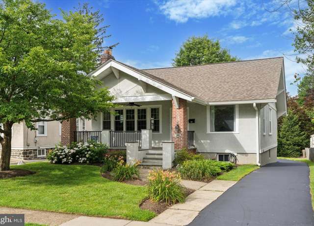 Property at 1008 Pennsylvania Ave, Havertown, PA 19083, 4 beds, 2 baths