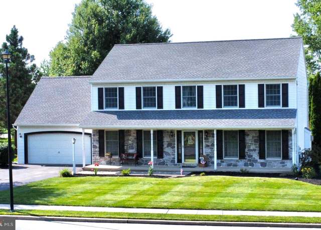 Property at 319 Gold Finch Dr, Palmyra, PA 17078, 4 beds, 2.5 baths