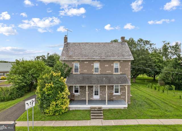 Property at 525 Forty Foot Rd, Lansdale, PA 19446, 4 beds, 1.5 baths