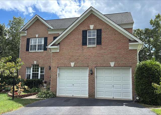 Property at 13209 Dunnegan Head Pl, Bristow, VA 20136, 4 beds, 2.5 baths