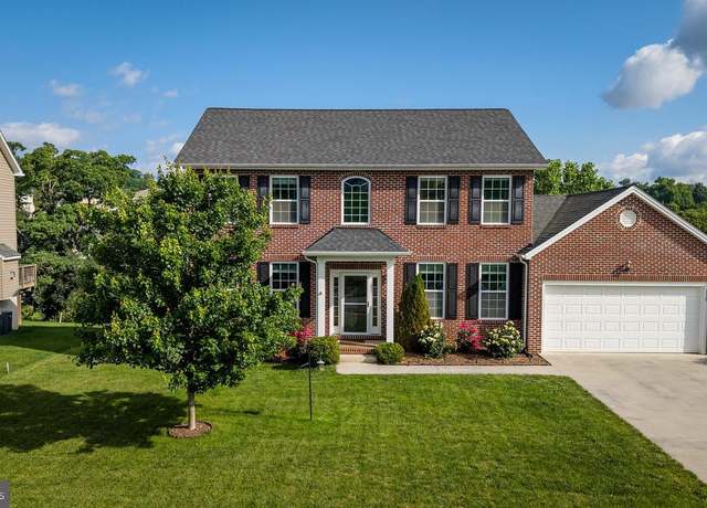 Property at 110 Jillian Ln, Penn Laird, VA 22846, 4 beds, 2.5 baths