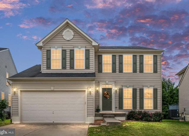 Property at 9333 Birch Cliff Dr, Fredericksburg, VA 22407, 4 beds, 3.5 baths