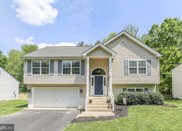 Property at 6 Greenland Ct, Fredericksburg, VA 22405, 5 beds, 3 baths