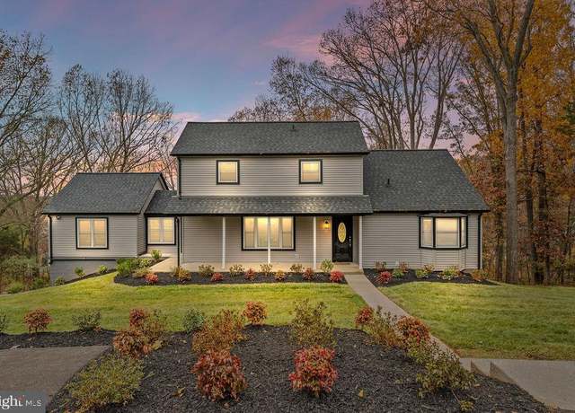 Property at 417 Overlook Dr, Front Royal, VA 22630, 3 beds, 3 baths