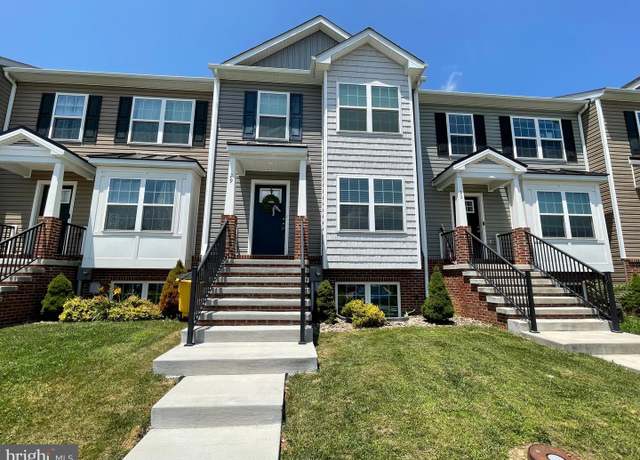 Property at 29 Guatemala Dr, Martinsburg, WV 25403, 4 beds, 3.5 baths