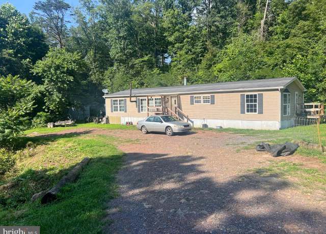Property at 967 Winchester St, Paw Paw, WV 25434, 3 beds, 2 baths