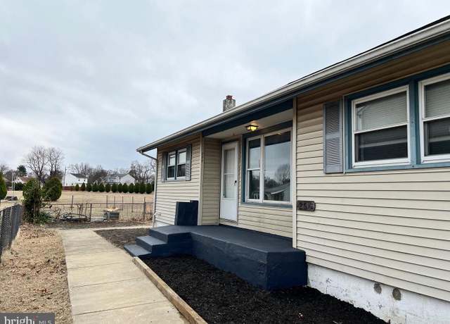 Property at 256 Morton Ave, Paulsboro, NJ 08066, 3 beds, 1 bath
