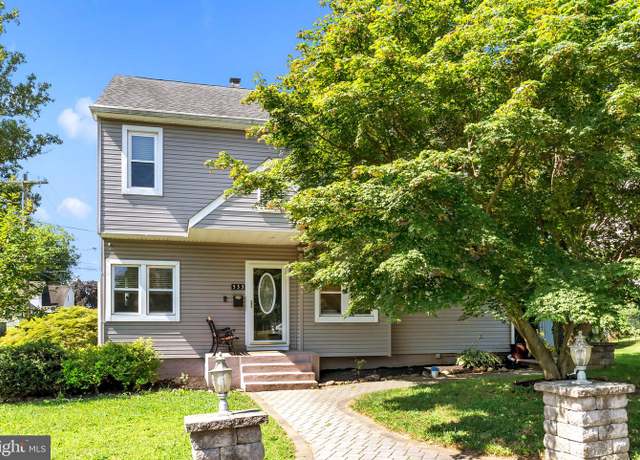 Property at 533 Avenue F, Feasterville Trevose, PA 19053, 4 beds, 2.5 baths