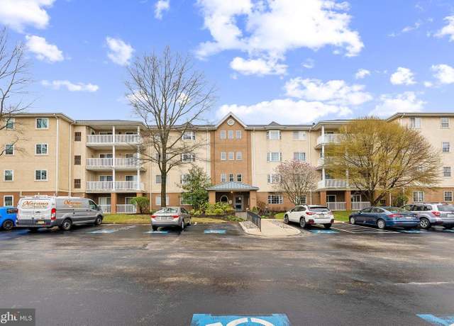 Property at 404 Paoli Pointe Paoli Pointe Dr #404, Paoli, PA 19301, 2 beds, 2 baths