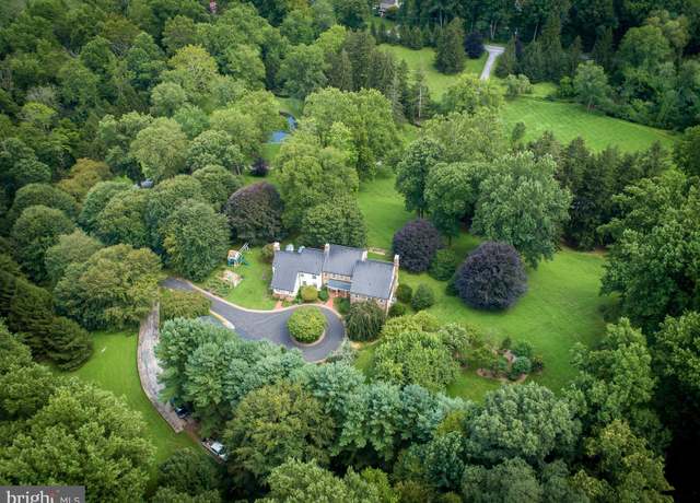Property at 1255 Hollow Rd, Chester Springs, PA 19425, 4 beds, 5 baths