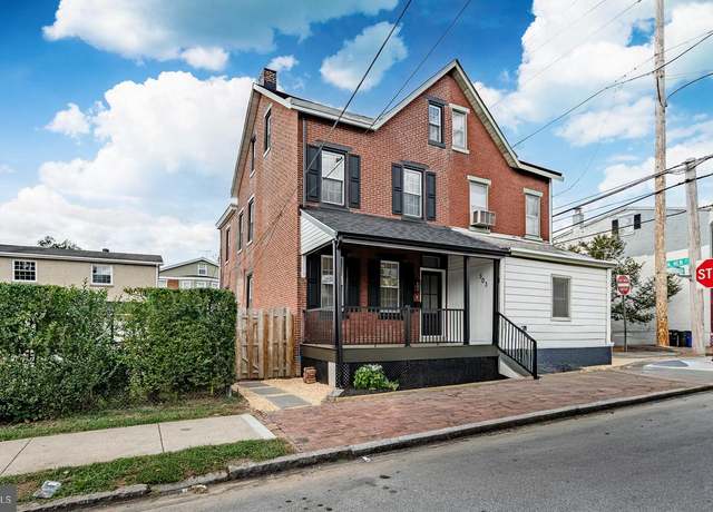 Property at 303 W Washington St, West Chester, PA 19380, 4 beds, 2 baths
